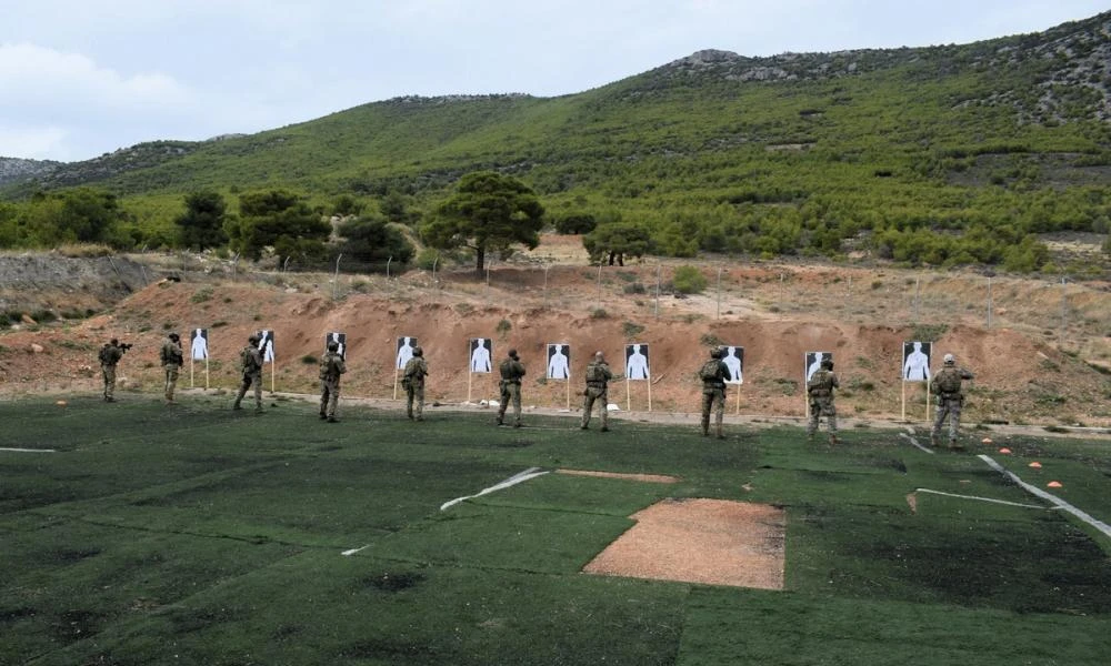 Στρατιωτική συνεργασία Ελλάδας – ΗΠΑ: Συνεκπαίδευση Ειδικών Επιχειρήσεων πραγματοποιήθηκε στην περιοχή της Αττικοβοιωτίας